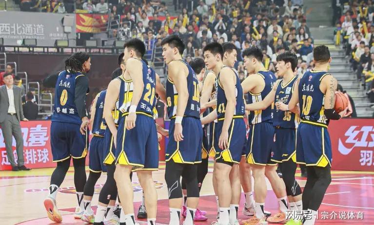 乐鱼体育-CBA排名大变，辽篮成二流球队，广东胡明轩爆发，北京又要没戏