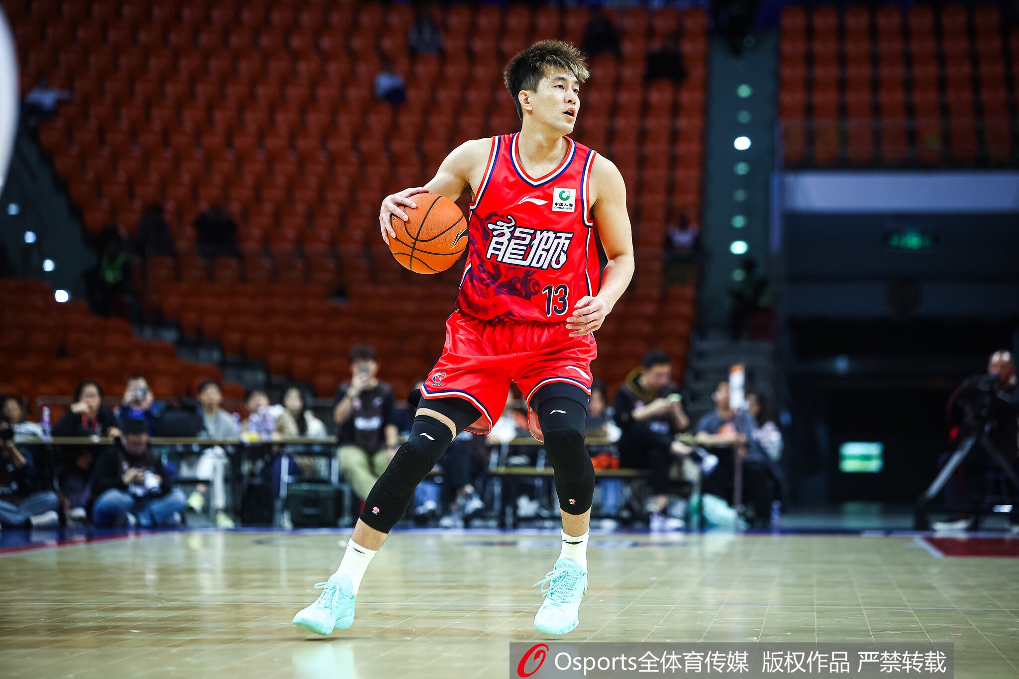 乐鱼电竞官网-2年白打？郭艾伦遭诈骗金额近千万 他与广州签约2年&amp;年薪600万元